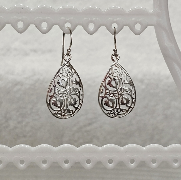 IBB Teardrop Filigree Cutout Drop Earrings 925 Silver Like-New - Picture 3 of 10